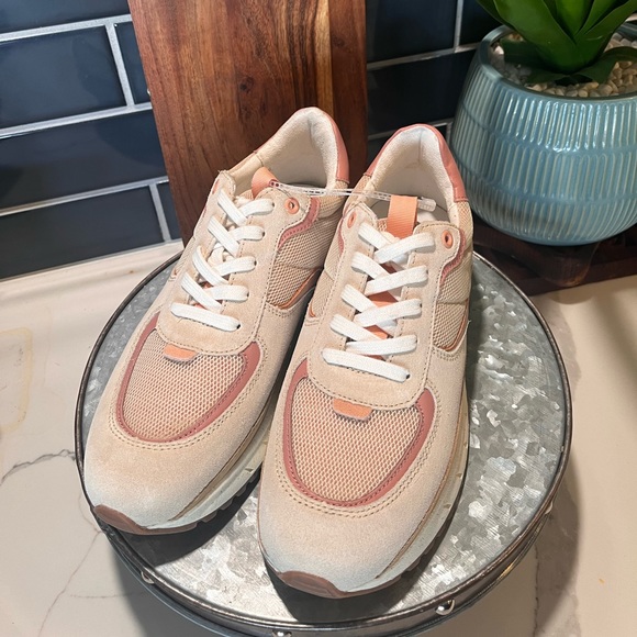 Madewell Kickoff Sneakers - Picture 3 of 7